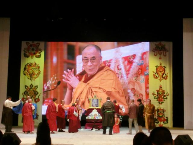 HHDalai_lama-77-00400